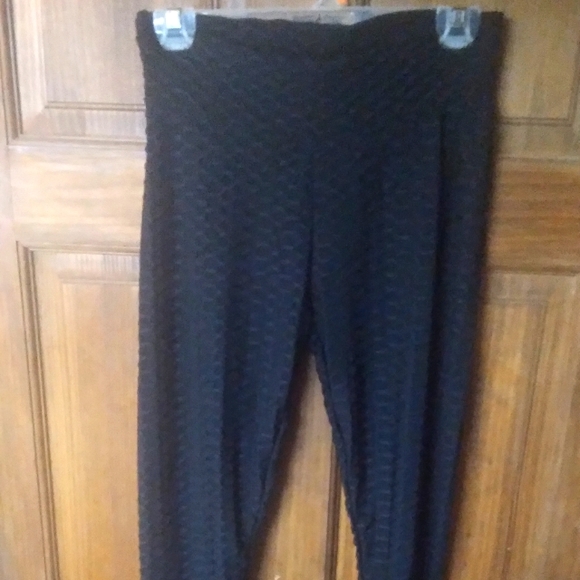 Scrunch butt compression leggings new - Picture 1 of 8